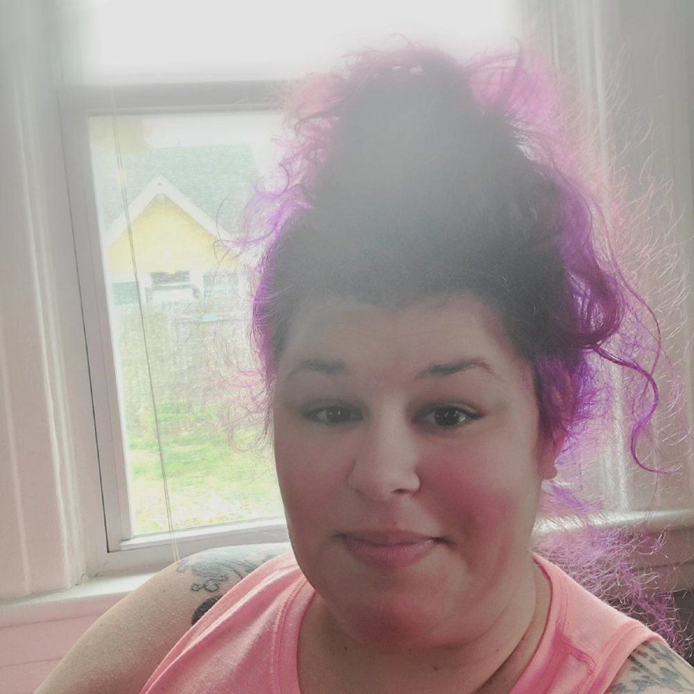 Meet your Posher, Luci